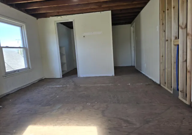 Photo 4 of Single family home for sale at 2947 165th Street, Hammond, IN 46323 | MLS# 846546 | Listing updated on 2026-10-08
