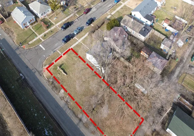 3rd image of 7627 Walnut Ave, Hammond, IN 46324 | MLS# 832371