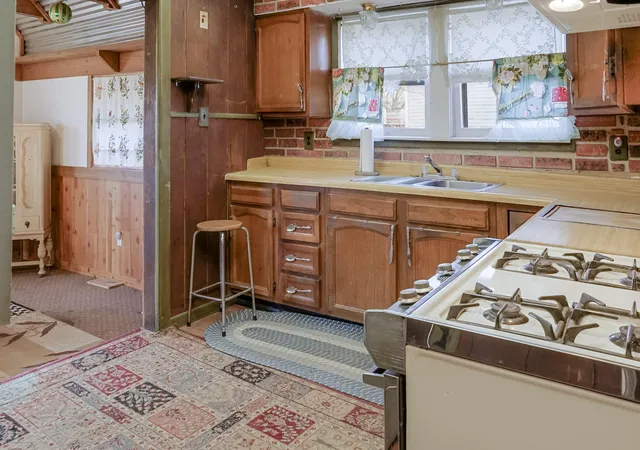 5th image of 6665 Old Porter Rd, Portage, IN 46368 | MLS# 832385