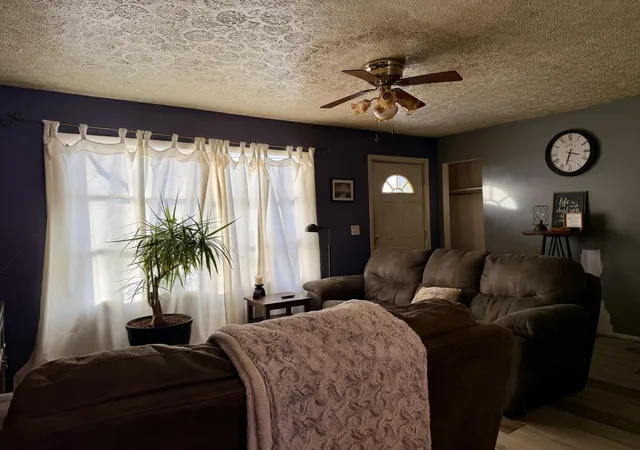 2nd image of 109 S Jefferson St, Hamlet, IN 46532 | MLS# 833107