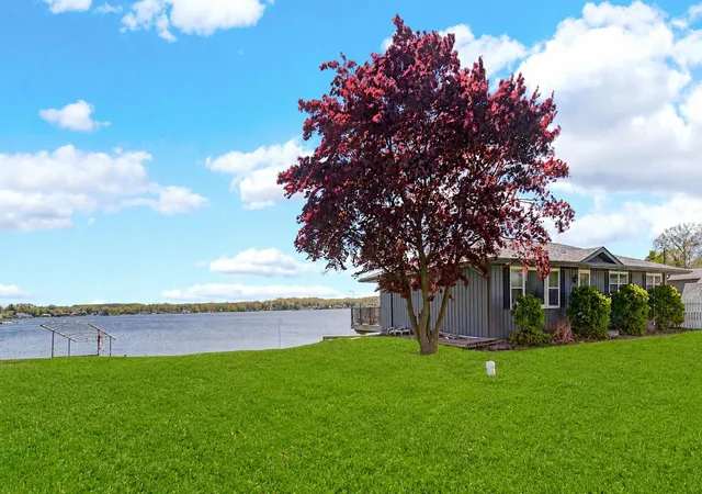 2nd image of 238 W Johnson Rd, La Porte, IN 46350 | MLS# 833187
