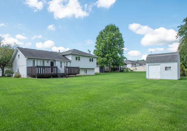 Homes for sale in St. John, IN | 13100 Snowberry Ln, St. John, IN 46373 | MLS# 833487