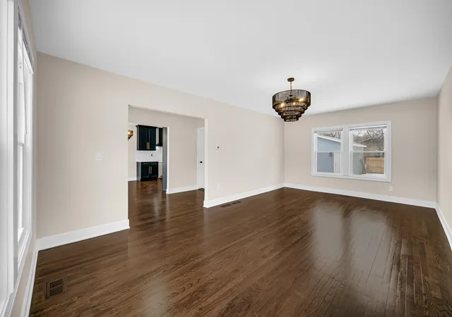 3rd image of 755 Johnson St, Gary, IN 46402 | MLS# 833725