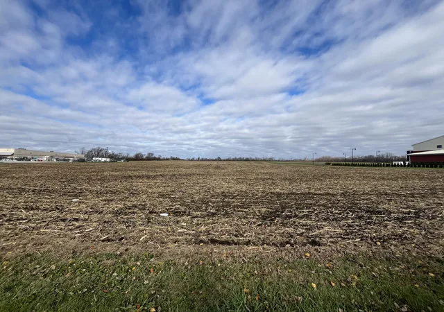 1st image of 1130 W Clark St, Rensselaer, IN 47978 | MLS# 833621