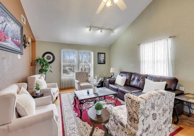 4th image of 6720 Carolina Ave, Hammond, IN 46323 | MLS# 834254