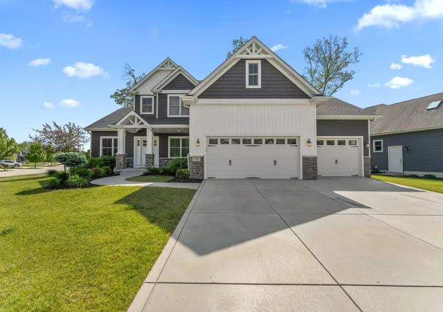 2nd image of 2062 Nolan Ave, Crown Point, IN 46307 | MLS# 834484