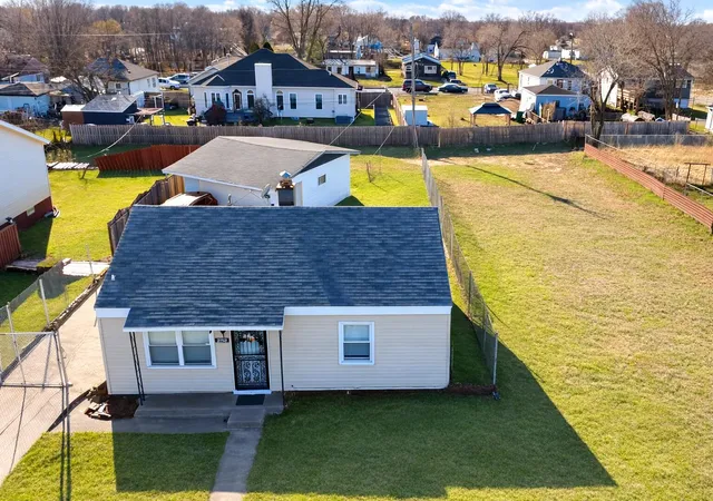 2nd image of 2152 Marshall Pl, Gary, IN 46404 | MLS# 834479