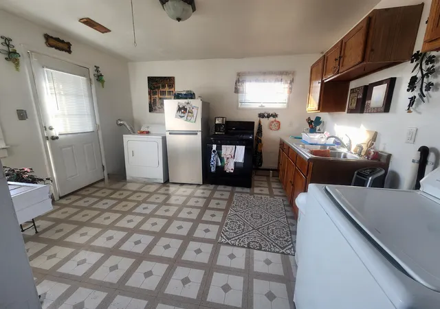5th image of 2152 Marshall Pl, Gary, IN 46404 | MLS# 834479