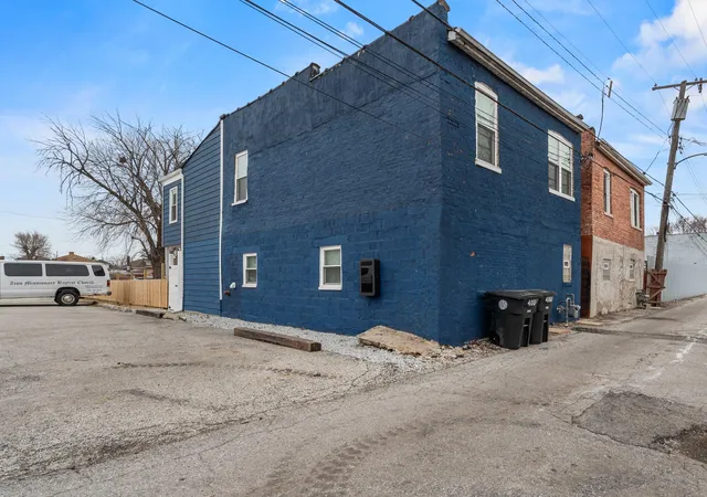 Homes for sale in East Chicago, IN | 4004 Euclid Ave, East Chicago, IN 46312 | MLS# 835291