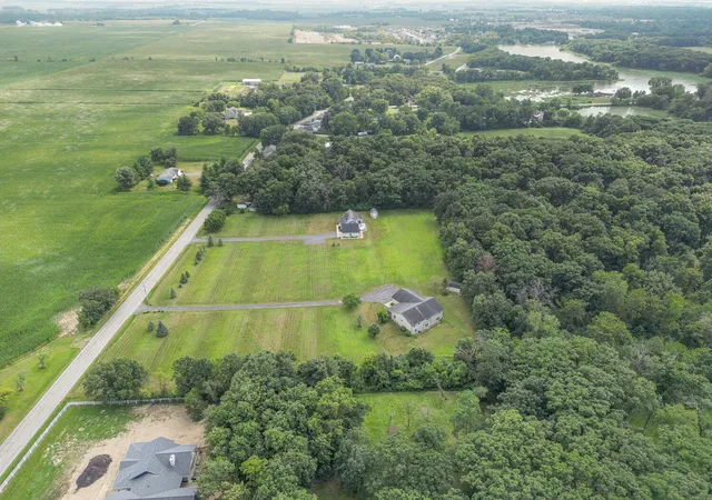 2nd image of 17022 Mount St Holtz Rd, Lowell, IN 46356 | MLS# 834772