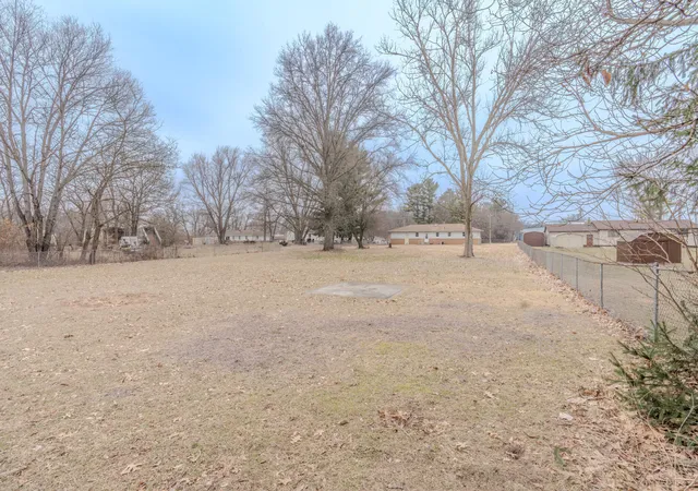Homes for sale in Knox, IN | 2615 E 100 S, Knox, IN 46534 | MLS# 835079