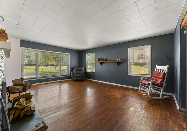 4th image of 2800 E 73Rd Ave, Merrillville, IN 46410 | MLS# 835067