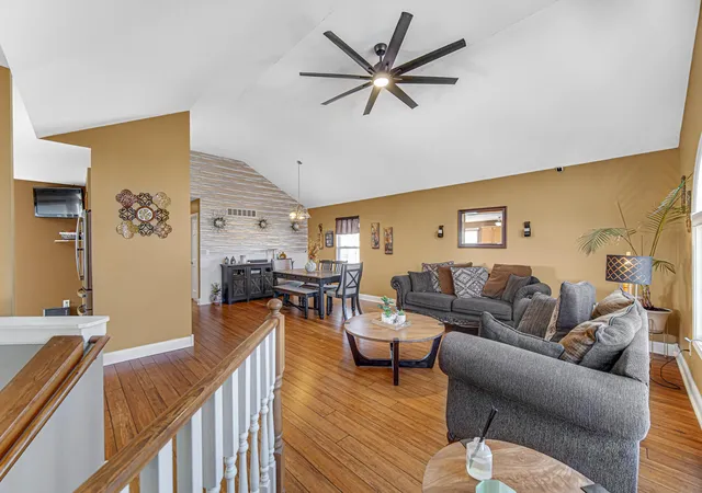 3rd image of 14804 Euclid St, Cedar Lake, IN 46303 | MLS# 835089