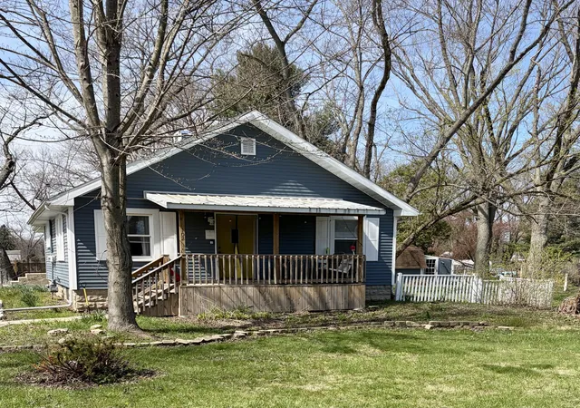 Photo 1 of Single family home for sale at 102 Leeds Ave, Michigan City, IN 46360 | MLS# 837107 | Listing updated on 2026-09-14