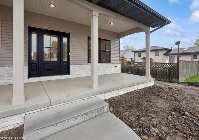 Photo 3 of Single family home for sale at 13616 Superior Ln, Cedar Lake, IN 46303 | MLS# 835266 | Listing updated on 2026-03-12