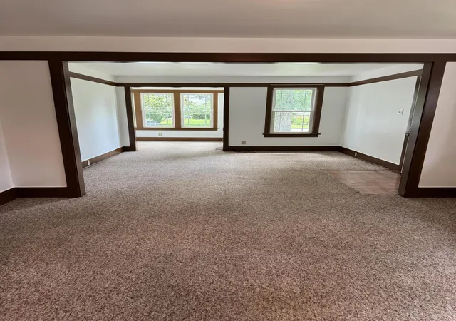 2nd image of 805 Main St, Hobart, IN 46342 | MLS# 841550