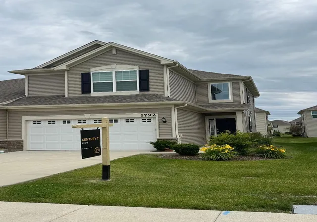 1st image of 1792 E 110th Ln, Crown Point, IN 46307 | MLS# 836393