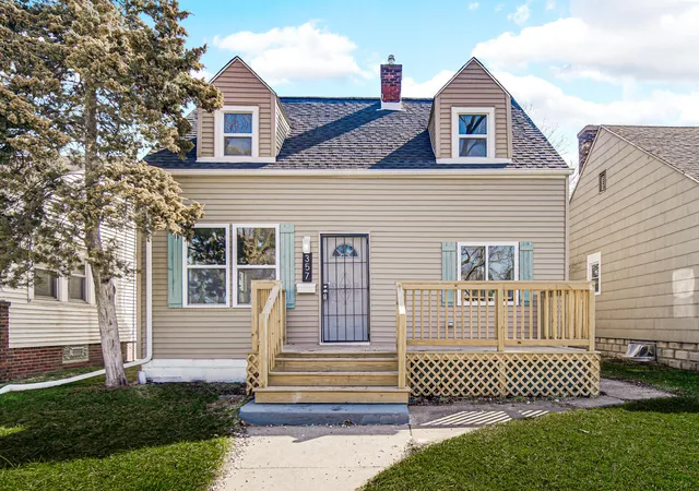 2nd image of 357 Taft Pl, Gary, IN 46404 | MLS# 835461