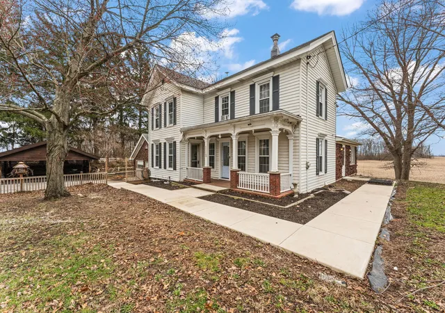 2nd image of 1115 E 181st Ave, Lowell, IN 46356 | MLS# 835512