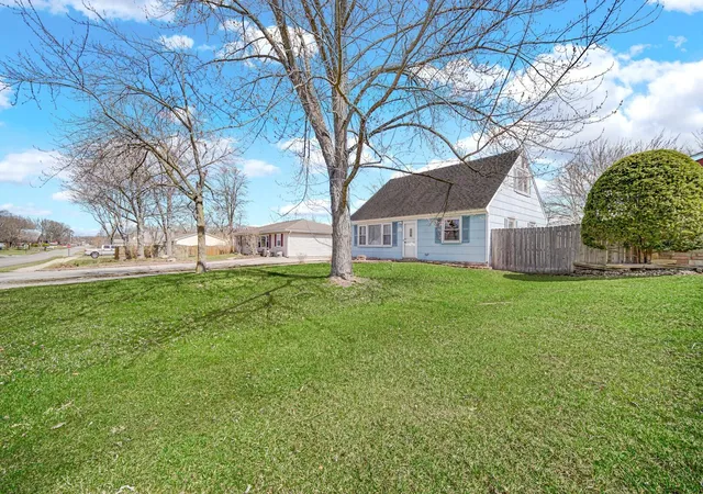 Photo 3 of Single family home for sale at 769 1 Juniper Rd, Valparaiso, IN 46385 | MLS# 836067 | Listing updated on 2026-10-06