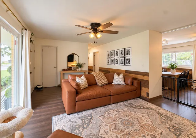 Photo 2 of Sale Pending at 1609 Maple Garden Dr, La Porte, IN 46350 | MLS# 844891 | Listing updated on 2026-09-22