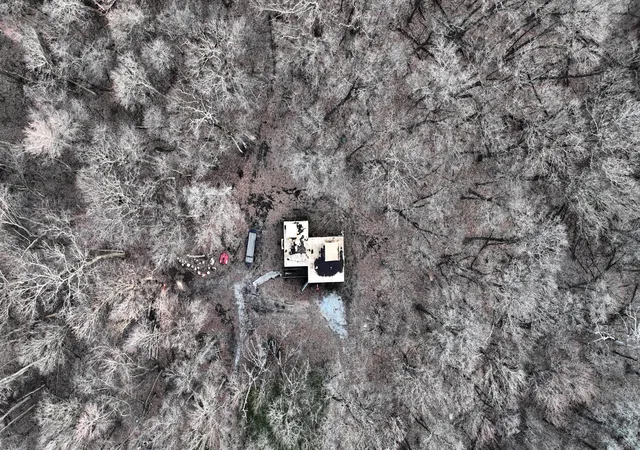 2nd image of 370 E Us Hwy 6, Valparaiso, IN 46383 | MLS# 835809