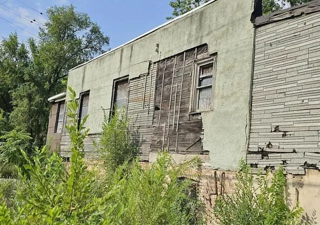 4th image of 1545 Van Buren St, Gary, IN 46407 | MLS# 835987