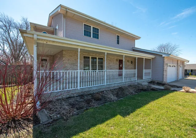 2nd image of 11437 W 93rd Ave, Saint John, IN 46373 | MLS# 836092
