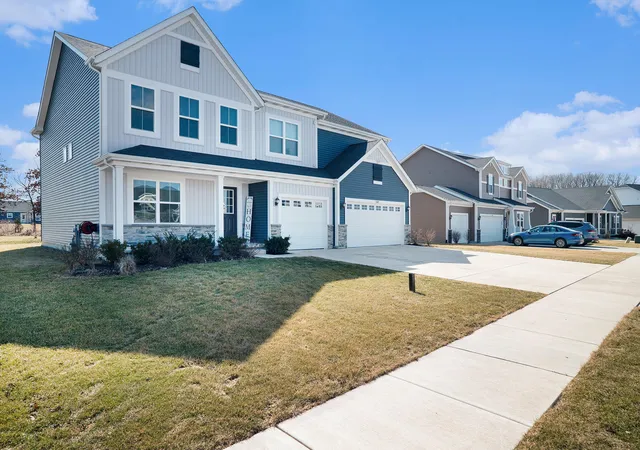 Homes for sale in Cedar Lake, IN | 11645 W 124Th Pl, Cedar Lake, IN 46303 | MLS# 836102