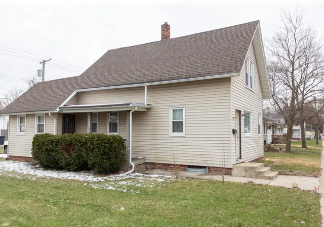 Photo 1 of Single family home for sale at 118 Jackson St, Michigan City, IN 46360 | MLS# 836117 | Listing updated on 2026-03-31