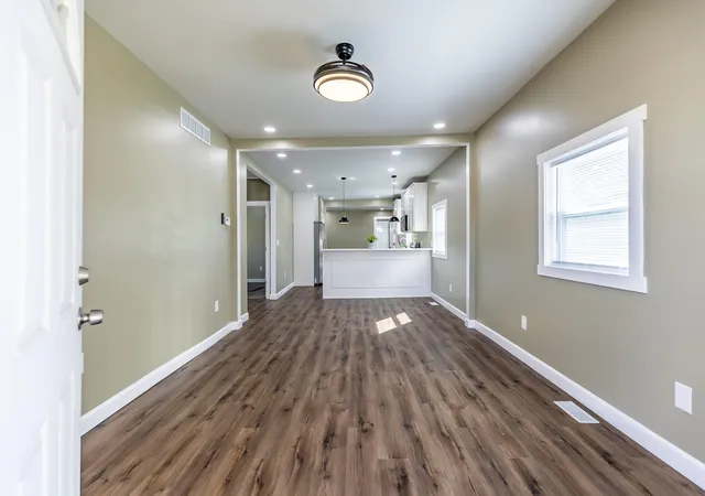 5th image of 1047 Arizona St, Gary, IN 46403 | MLS# 836133