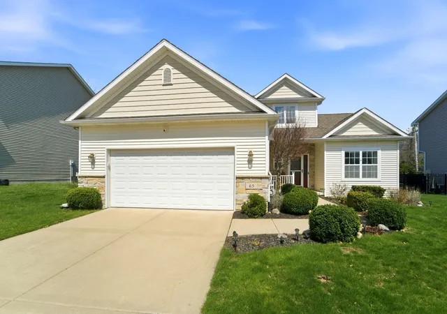 Homes for sale in Valparaiso, IN | 65 Steinbeck Dr, Valparaiso, IN 46383 | MLS# 836757