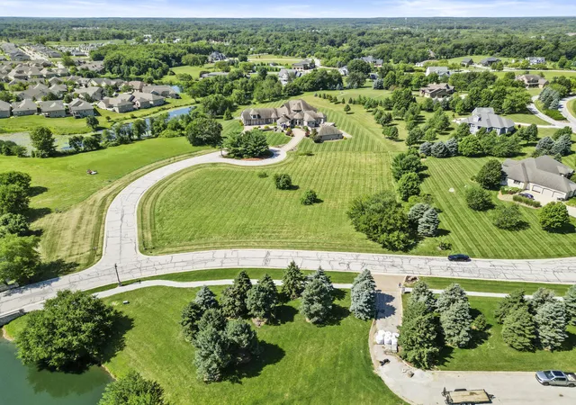 4th image of 2960 Spring Rain Ct, Valparaiso, IN 46385 | MLS# 836297