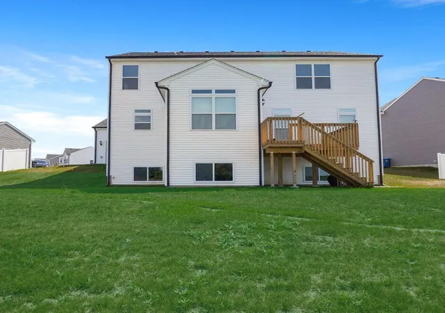 2nd image of 8772 Potomac Wy, Lowell, IN 46356 | MLS# 836365