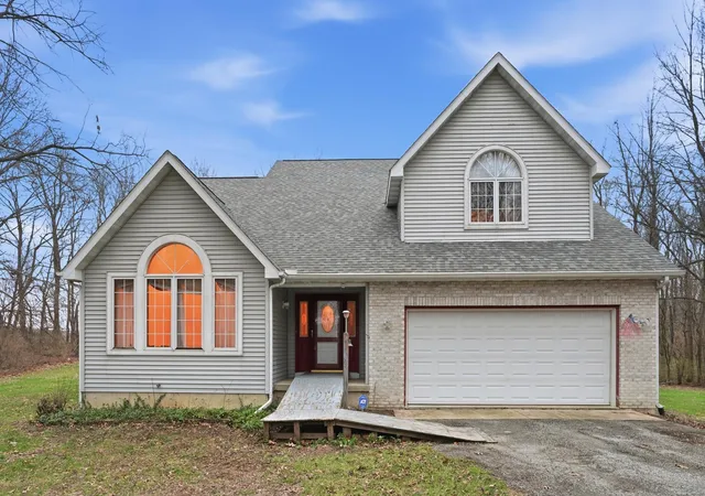 1st image of 704 W Us Hwy 30, Valparaiso, IN 46385 | MLS# 836508