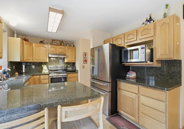 5th image of 704 W Us Hwy 30, Valparaiso, IN 46385 | MLS# 836508