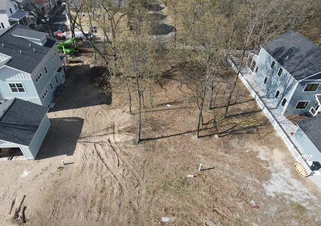 2nd image of 820 Washington Park Blvd, Michigan City, IN 46360 | MLS# 837937