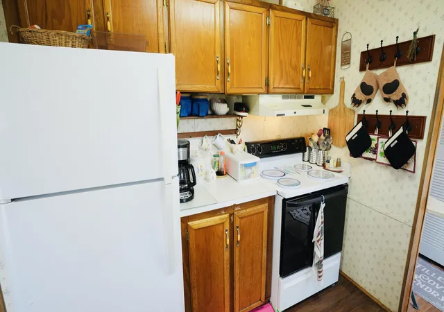 4th image of 511 W Vine St, North Judson, IN 46366 | MLS# 836904