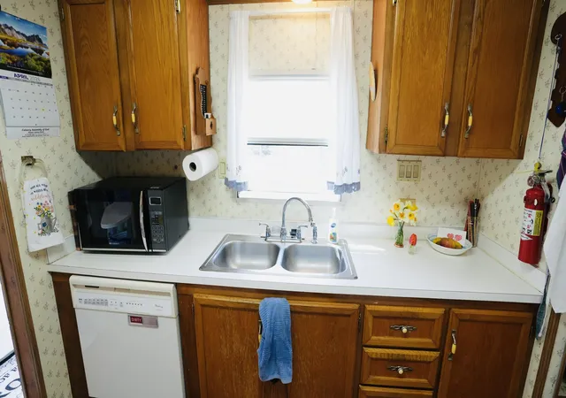 5th image of 511 W Vine St, North Judson, IN 46366 | MLS# 836904