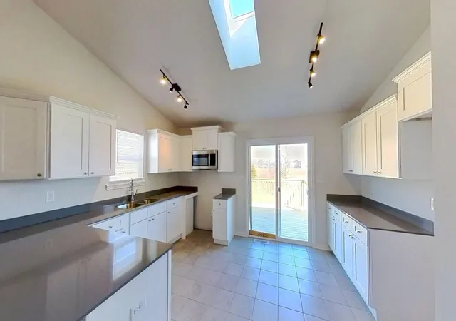 4th image of 3023 W 82Nd Pl, Merrillville, IN 46410 | MLS# 836663