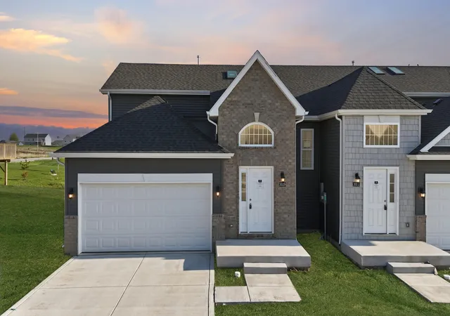 Multi family home for sale at 3021 W 82nd Place, Merrillville, IN 46410 | MLS# 836664