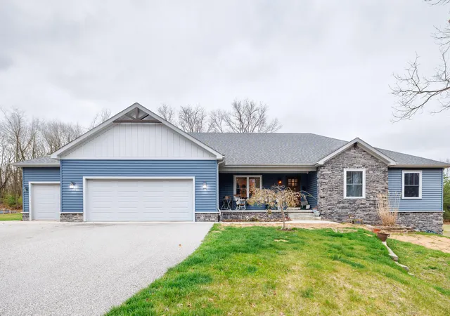 Homes for sale in De Motte, IN | 6795 S Whispering Woods, De Motte, IN 46310 | MLS# 836689