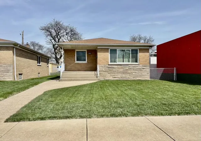 Homes for sale in Hammond, IN | 1915 169th St, Hammond, IN 46324 | MLS# 836720