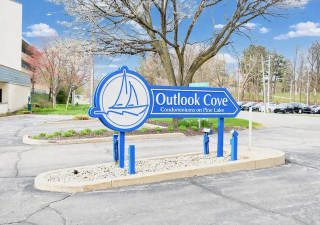 36th image of 308 Outlook Cove Dr, La Porte, IN 46350 | MLS# 836841