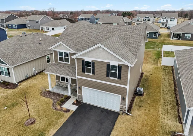 Homes for sale in Crown Point, IN | 10651 Whitney Pl, Crown Point, IN 46307 | MLS# 836843