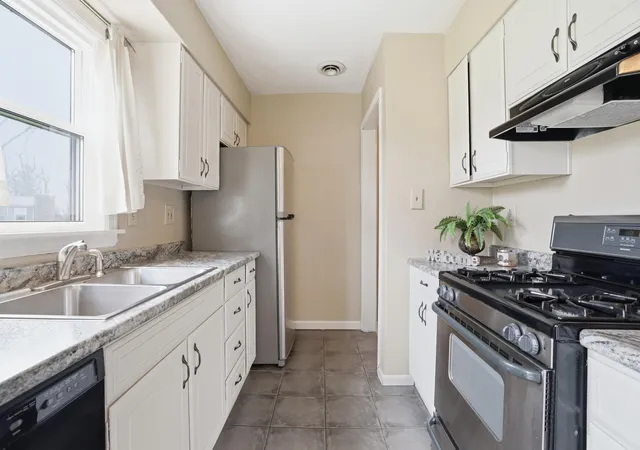 Photo 3 of Single family home for sale at 1107 W 62nd Place, Merrillville, IN 46410 | MLS# 836882 | Listing updated on 2026-09-12