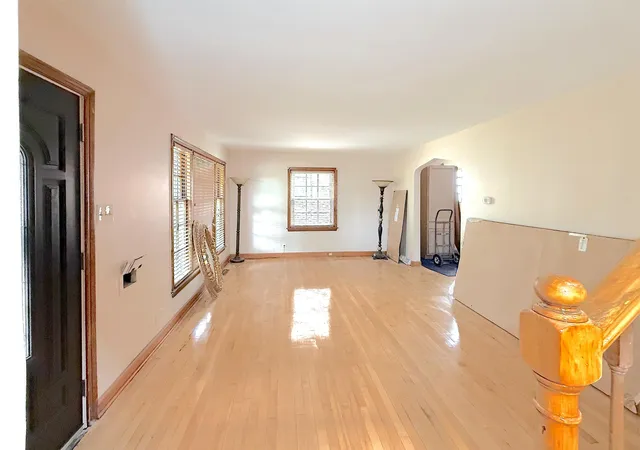 3rd image of 4039 Torrence Ave, Hammond, IN 46327 | MLS# 836869