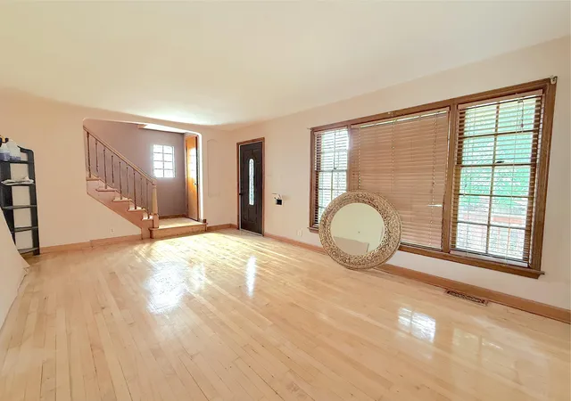 5th image of 4039 Torrence Ave, Hammond, IN 46327 | MLS# 836869