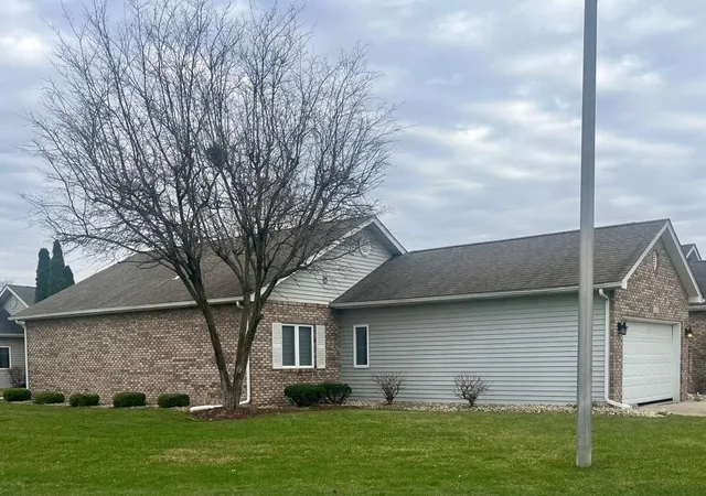1st image of 1649 Redbud Dr, Hobart, IN 46342 | MLS# 836912