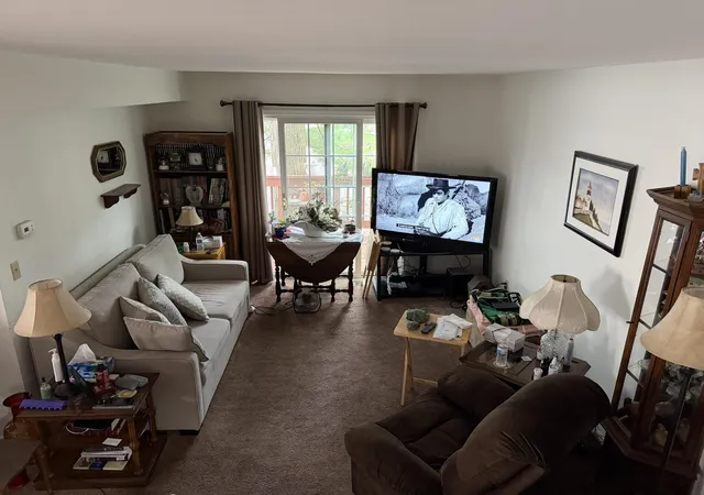 4th image of 535 Weatherwood Ln, Valparaiso, IN 46383 | MLS# 837404